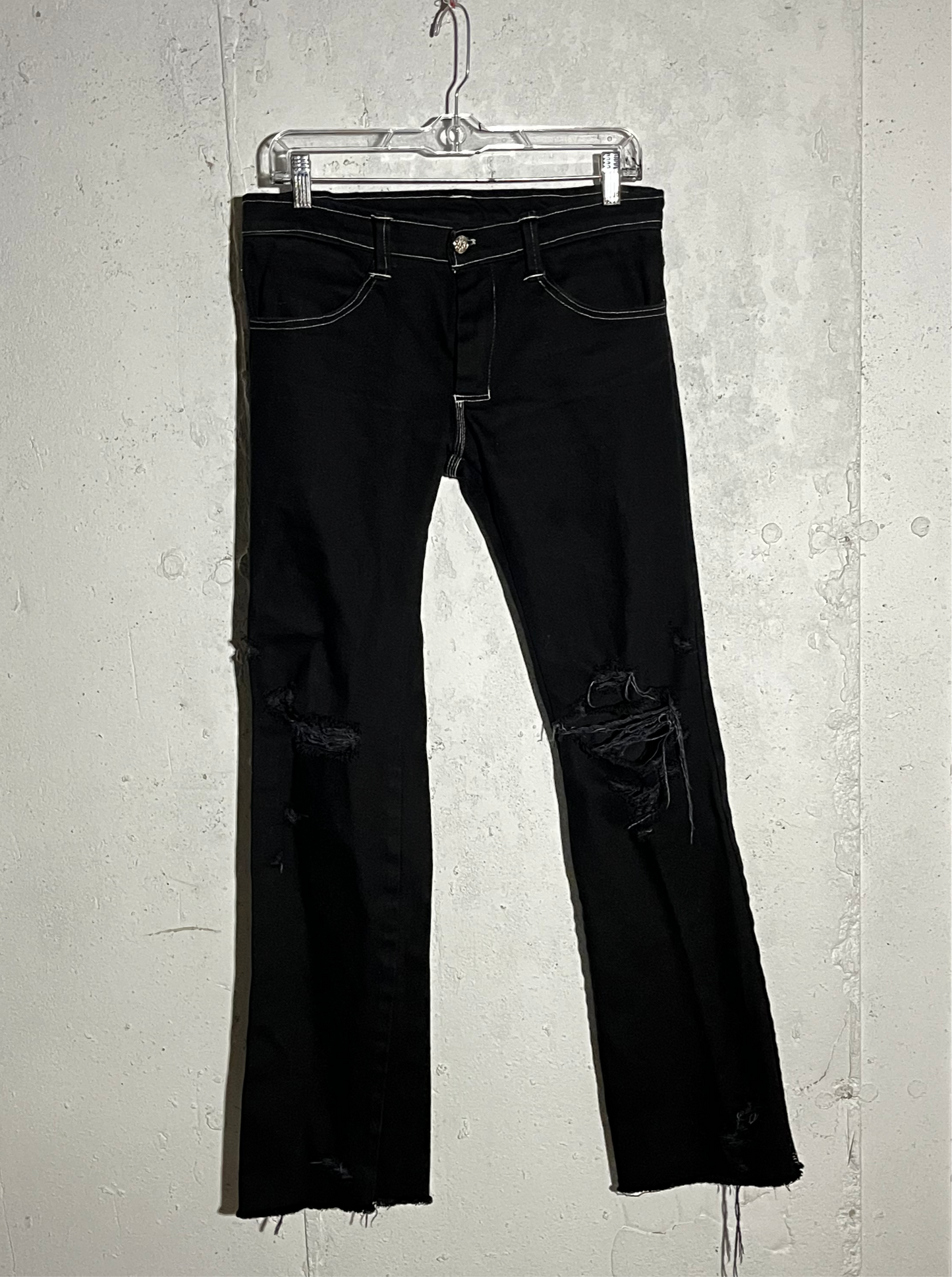 Black w/ grey stitching jeans-31x32